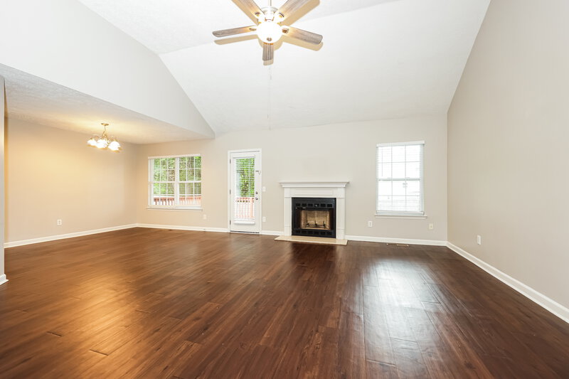 2,310/Mo, 1004 Blue Mountain Ln Antioch, TN 37013 Living Room View