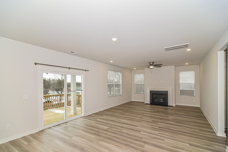 2,640/Mo, 3436 Shigo St Murfreesboro, TN 37130 Living Room View 4