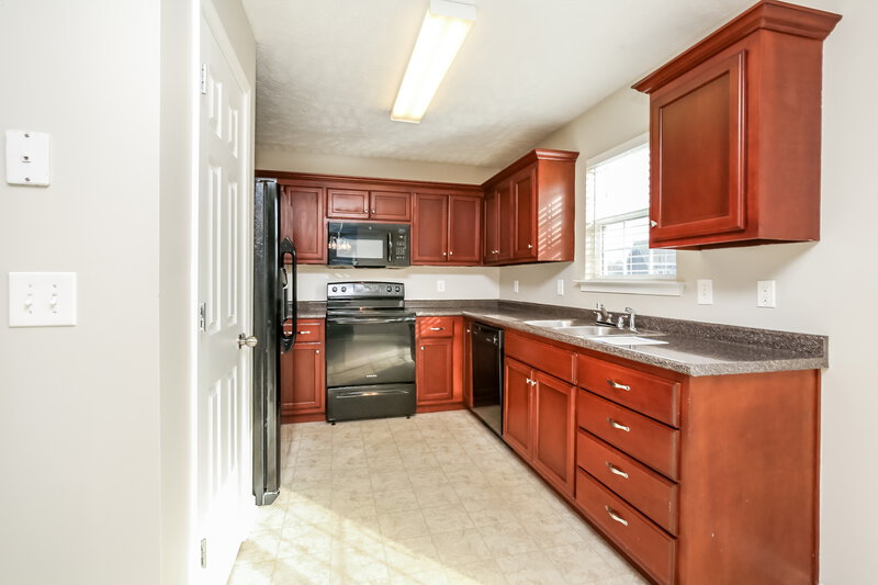 1,855/Mo, 612 Rock Glen Trce Smyrna, TN 37167 Kitchen View 2