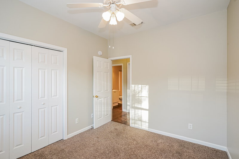 1,875/Mo, 1022 Seven Oaks Blvd Smyrna, TN 37167 Bedroom View 4