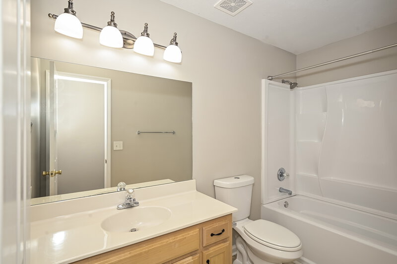 2,485/Mo, 2910 Iona Dr Smyrna, TN 37167 Bathroom View