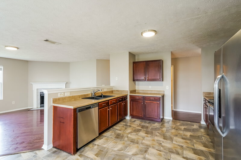 2,540/Mo, 102 Goodrich Ct Smyrna, TN 37167 Kitchen View 2