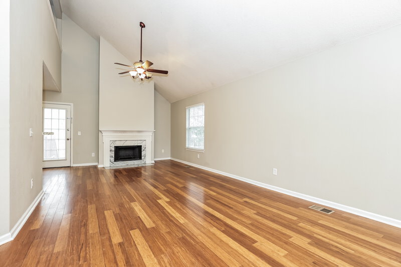 3,460/Mo, 705 Rocky Ridge Cir La Vergne, TN 37086 Living Room View
