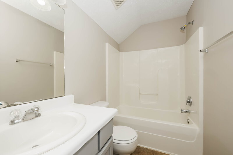 1,685/Mo, 2726 Apostle Ln Murfreesboro, TN 37129 Bathroom View