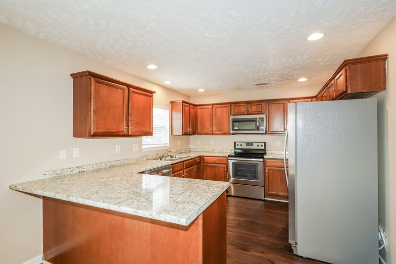 2,335/Mo, 4010 Sequoia Trl Spring Hill, TN 37174 Kitchen View