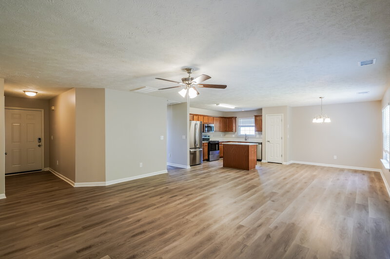 1,945/Mo, 630 Big Hurricane Dr La Vergne, TN 37086 Living Room View 2