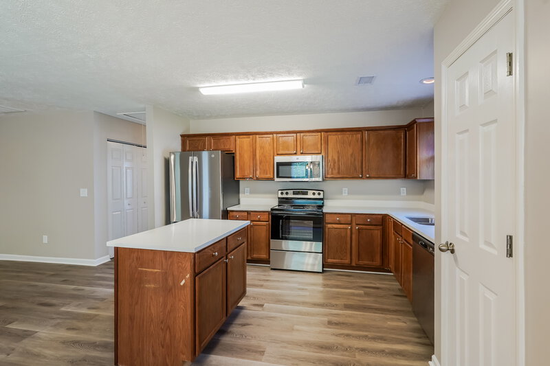 1,945/Mo, 630 Big Hurricane Dr La Vergne, TN 37086 Kitchen View 2