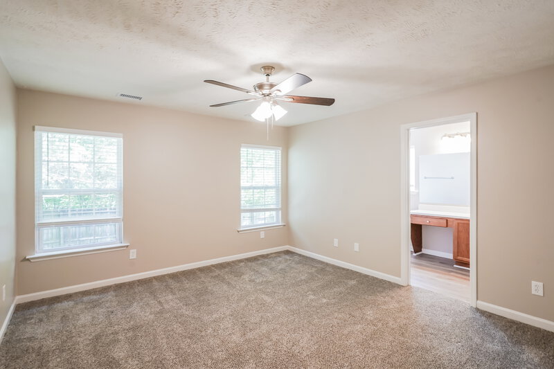 1,945/Mo, 630 Big Hurricane Dr La Vergne, TN 37086 Main Bedroom View 2