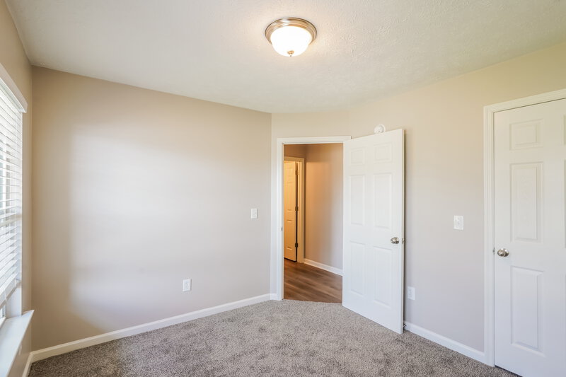 1,945/Mo, 630 Big Hurricane Dr La Vergne, TN 37086 Bedroom View 4