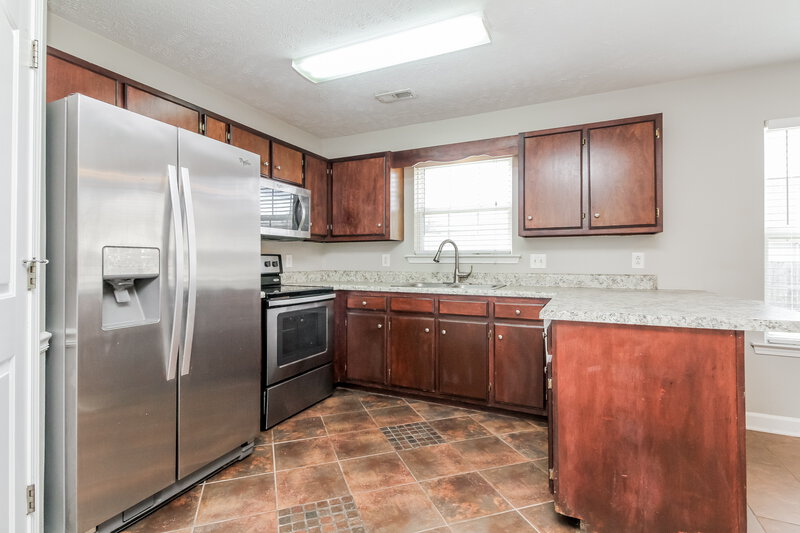 3,190/Mo, 2625 Weatherford St La Vergne, TN 37086 Kitchen View
