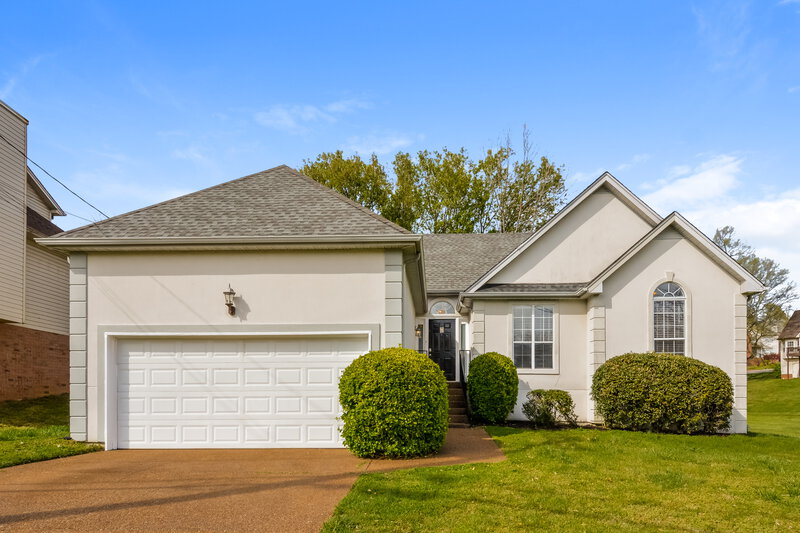 2,330/Mo, 6032 Bradford Hills Dr Nashville, TN 37211 External View