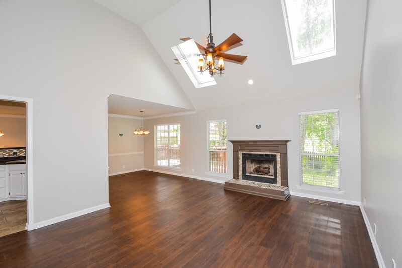 2,330/Mo, 6032 Bradford Hills Dr Nashville, TN 37211 Living Room View