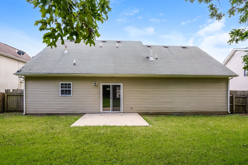 2,920/Mo, 3525 Mount View Ridge Dr Antioch, TN 37013 Rear View