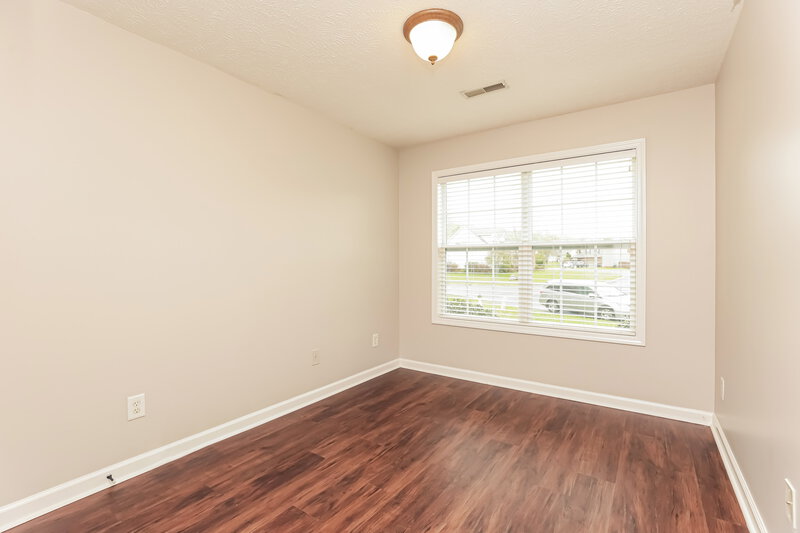 1,990/Mo, 3629 Belvidere Ct Murfreesboro, TN 37127 Bedroom View 2