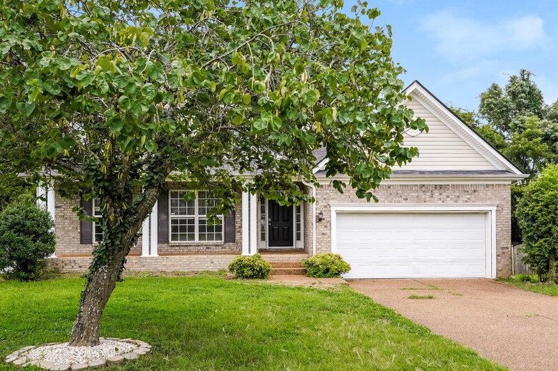2,275/Mo, 209 Briarcotes Cir La Vergne, TN 37086 External View
