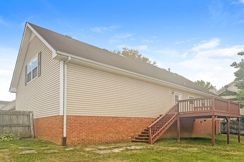 2,455/Mo, 100 Homestead Ln Hendersonville, TN 37075 Rear View