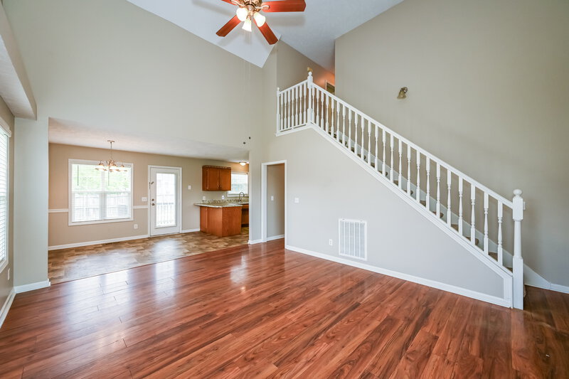 2,465/Mo, 1422 Huddersfield Dr Smyrna, TN 37167 Living Room View 3