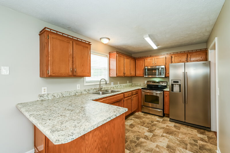 2,465/Mo, 1422 Huddersfield Dr Smyrna, TN 37167 Kitchen View