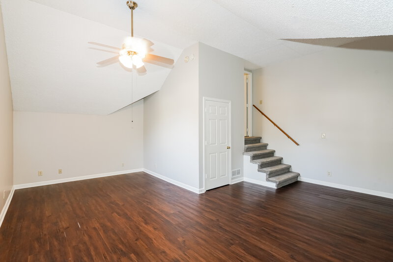 2,450/Mo, 213 Breakwater Dr Hendersonville, TN 37075 Bonus Room View