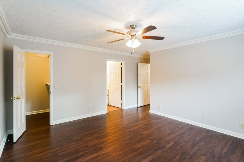 2,450/Mo, 213 Breakwater Dr Hendersonville, TN 37075 Main Bedroom View