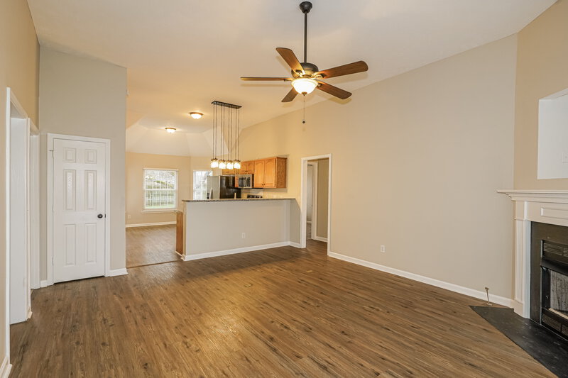 2,325/Mo, 219 Parrish Pl Mt Juliet, TN 37122 Dining Room View