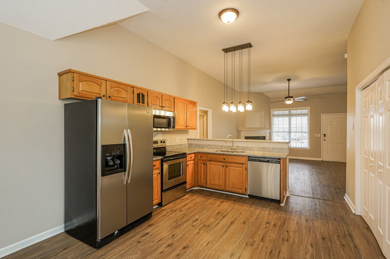 2,325/Mo, 219 Parrish Pl Mt Juliet, TN 37122 Kitchen View