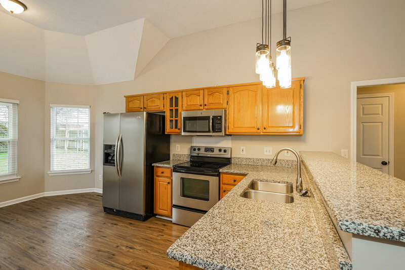 2,325/Mo, 219 Parrish Pl Mt Juliet, TN 37122 Kitchen View 2