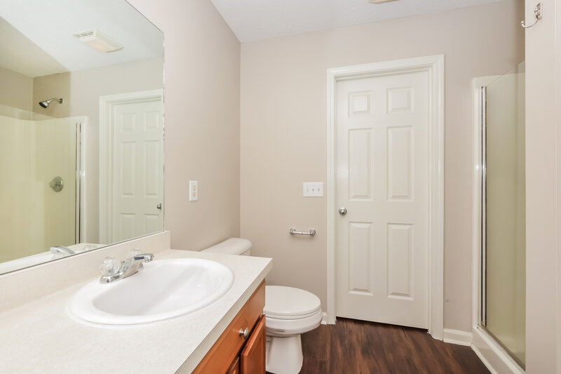1,885/Mo, 909 Grand Oak Dr Smyrna, TN 37167 Main Bathroom View