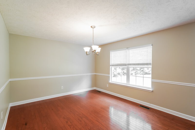 2,200/Mo, 904 Summercrest Cv Antioch, TN 37013 Dining Room View