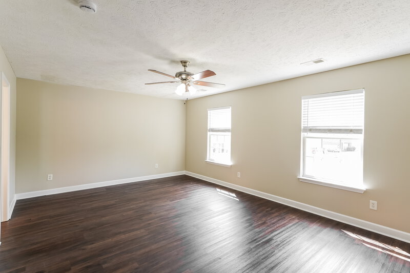 2,200/Mo, 904 Summercrest Cv Antioch, TN 37013 Main Bedroom View 2