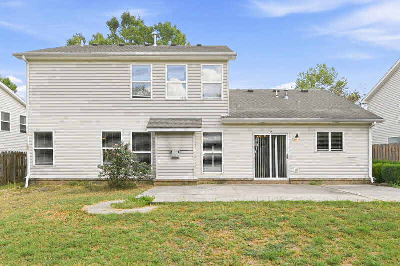 2,505/Mo, 1704 Emma Cir Spring Hill, TN 37174 Rear View
