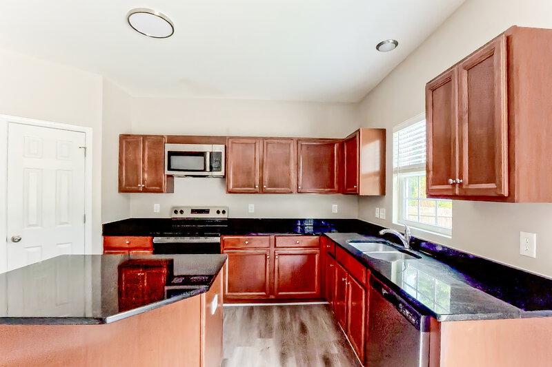 2,480/Mo, 2653 Jordan Ridge Dr Nashville, TN 37218 Kitchen View 4