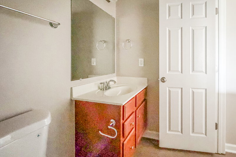 2,480/Mo, 2653 Jordan Ridge Dr Nashville, TN 37218 Bathroom View
