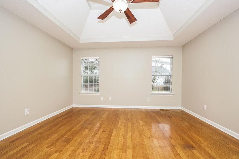 2,370/Mo, 1802 Meadowglen Cir Mt Juliet, TN 37122 Main Bedroom View 2