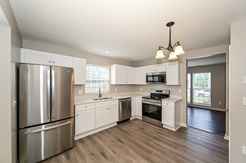 2,115/Mo, 3131 Penn Meade Way Nashville, TN 37214 Kitchen View 2