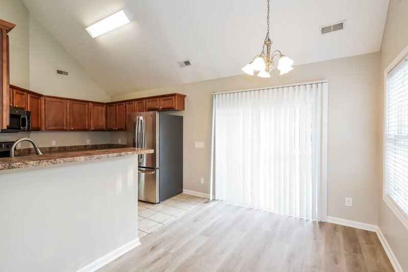 2,005/Mo, 723 Wildwood Dr Smyrna, TN 37167 Dining Room View