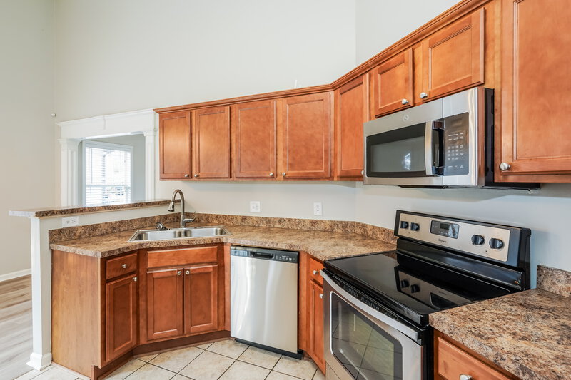 2,005/Mo, 723 Wildwood Dr Smyrna, TN 37167 Kitchen View 2