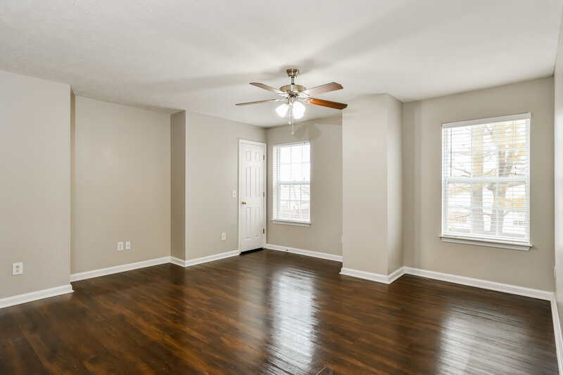 2,240/Mo, 878 Lavergne Ln La Vergne, TN 37086 Family Room View
