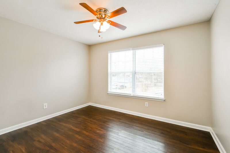 2,240/Mo, 878 Lavergne Ln La Vergne, TN 37086 Bedroom View