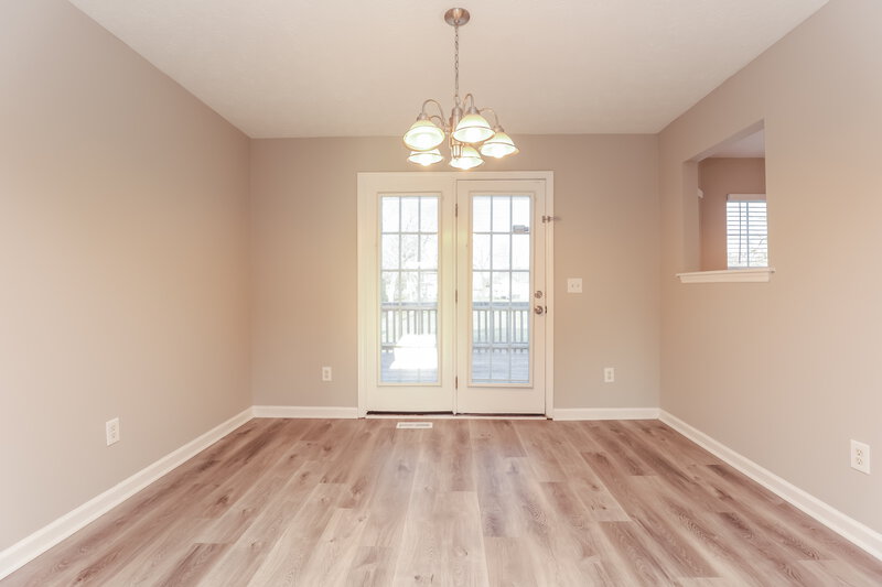 2,100/Mo, 1849 Lakewood Village Dr Antioch, TN 37013 Dining Room View