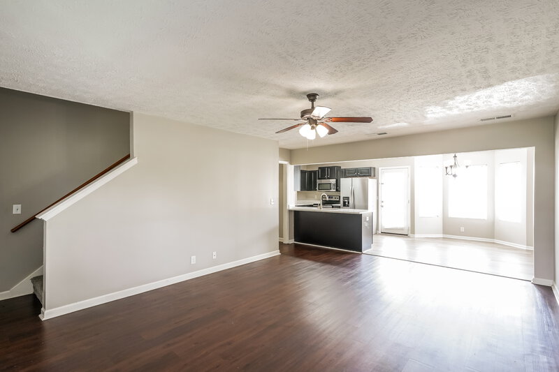 2,065/Mo, 5039 Tabitha St Murfreesboro, TN 37129 Living Room View