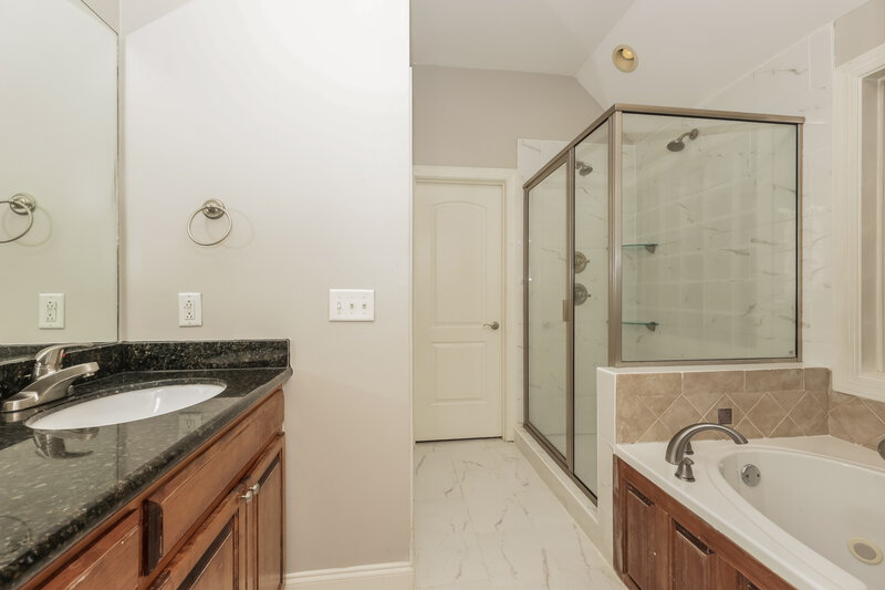 1,965/Mo, 2306 Tortuga Ct Murfreesboro, TN 37127 Main Bathroom View