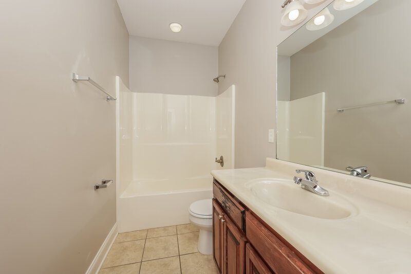 1,965/Mo, 2306 Tortuga Ct Murfreesboro, TN 37127 Bathroom View