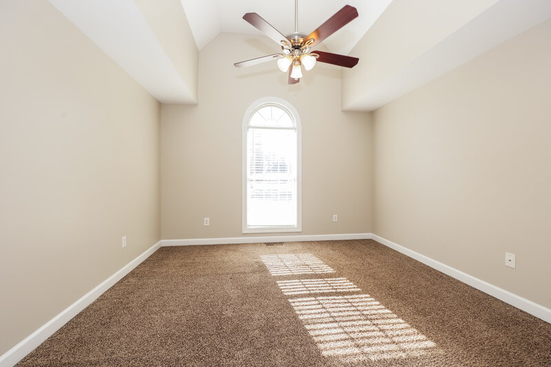 1,900/Mo, 306 Gatewood Dr Murfreesboro, TN 37129 Main Bedroom View