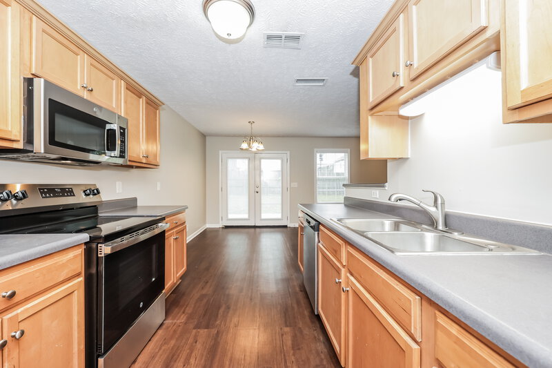 2,120/Mo, 1243 Lasalle Dr Smyrna, TN 37167 Kitchen View 2