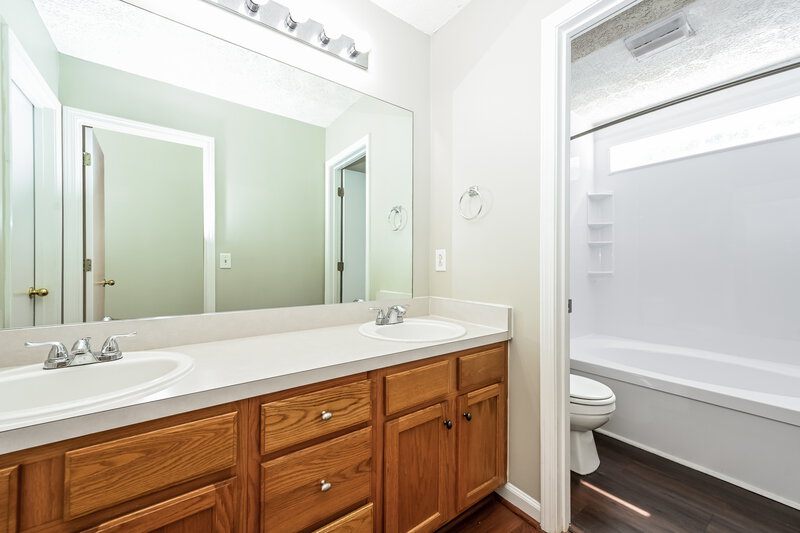 1,985/Mo, 3520 Longhaven Crossing Antioch, TN 37013 Bedroom View