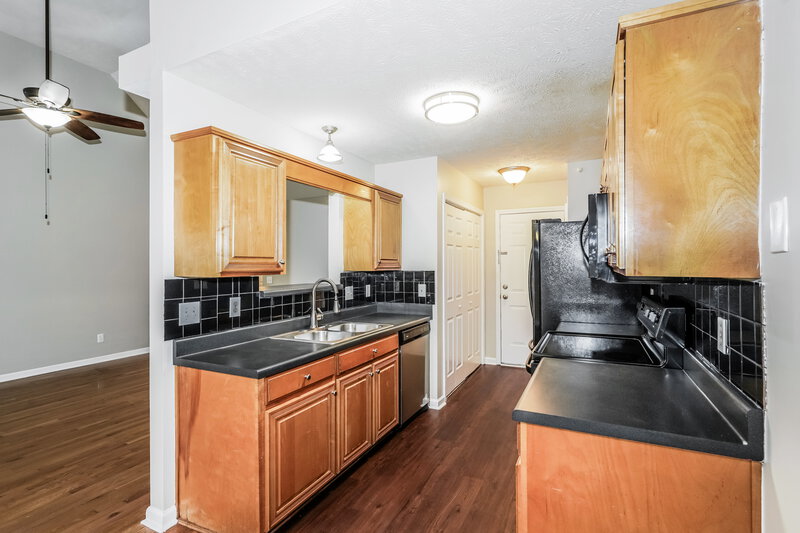 2,280/Mo, 228 Parrish Pl Mt Juliet, TN 37122 Kitchen View 2