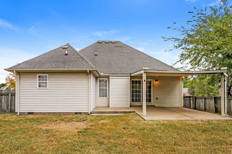 2,280/Mo, 228 Parrish Pl Mt Juliet, TN 37122 Rear View