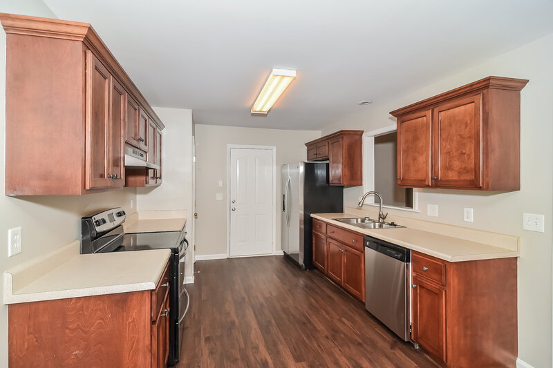 2,135/Mo, 3615 Stevens Bnd Murfreesboro, TN 37127 Kitchen View