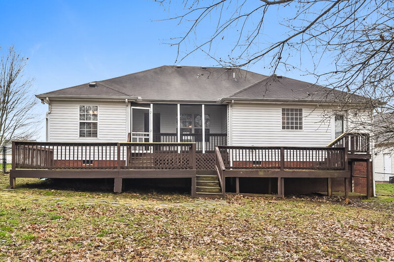 2,135/Mo, 3615 Stevens Bnd Murfreesboro, TN 37127 Rear View